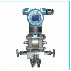 <b>流量差压变送器</b>